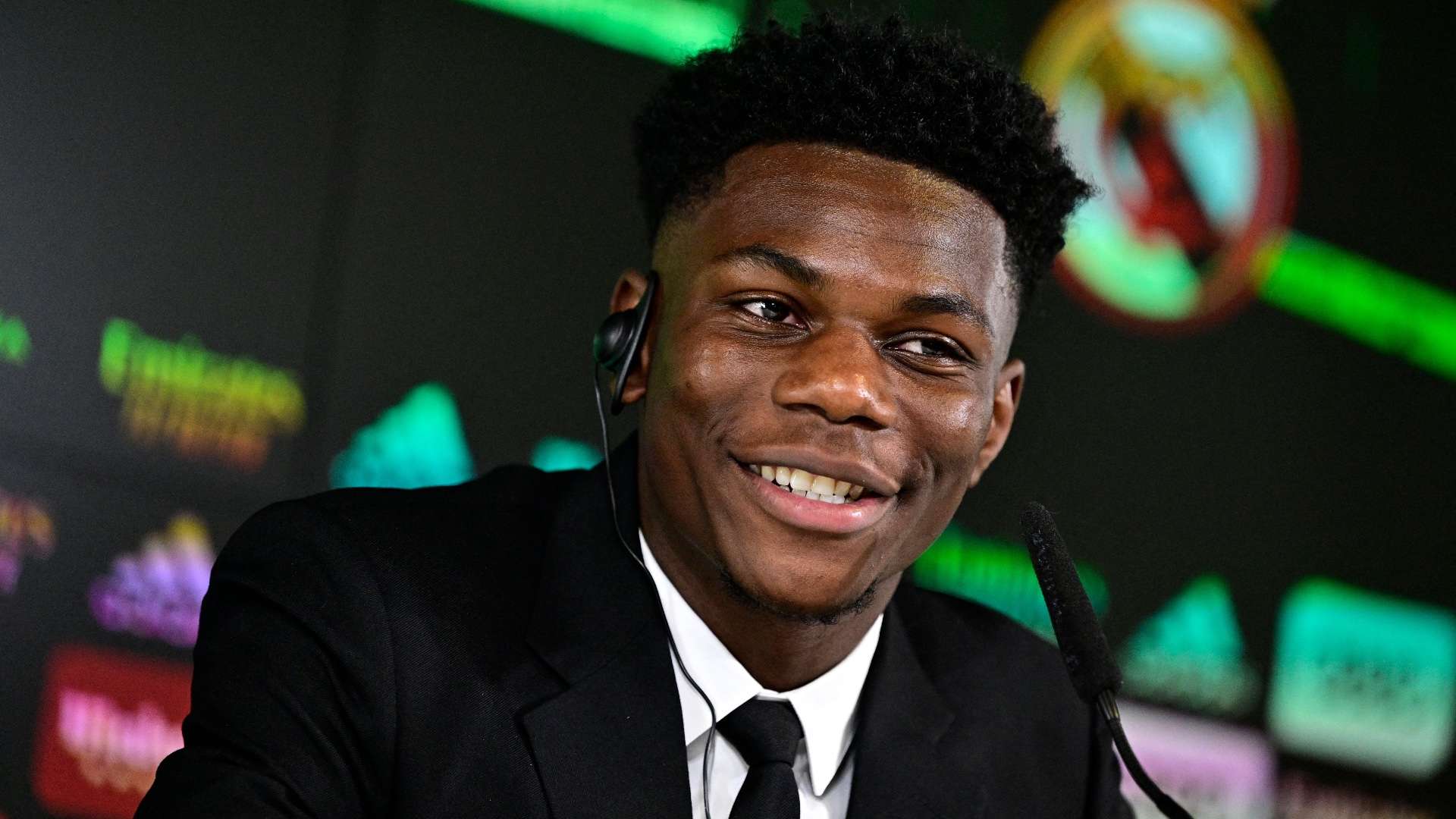 影响其自信 影响其自信