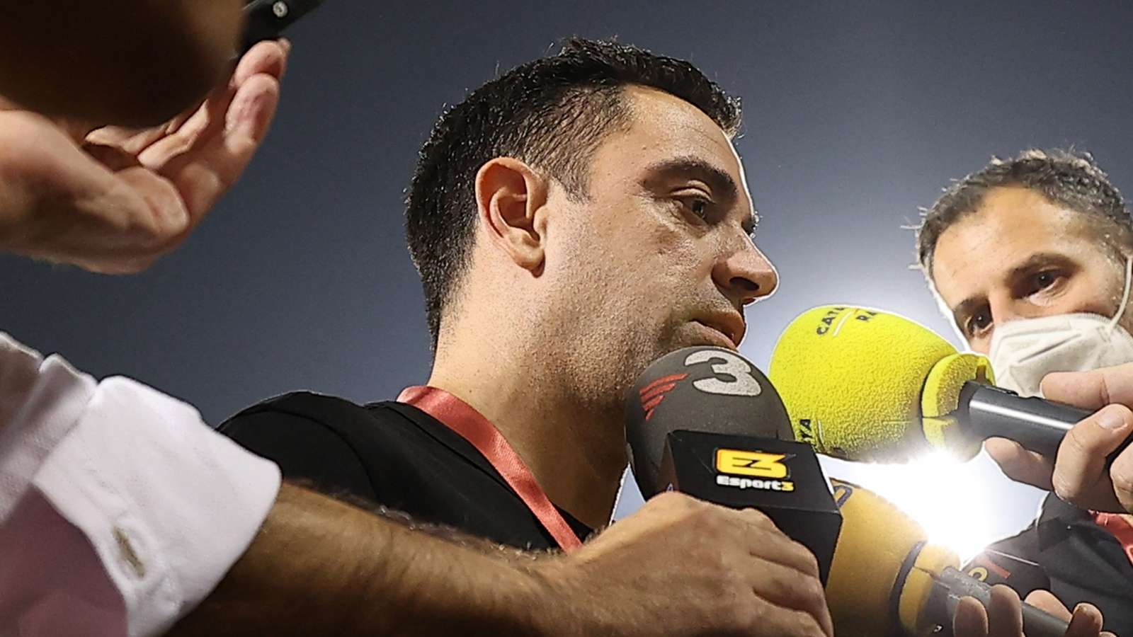 赛季中的竞 赛季中的竞